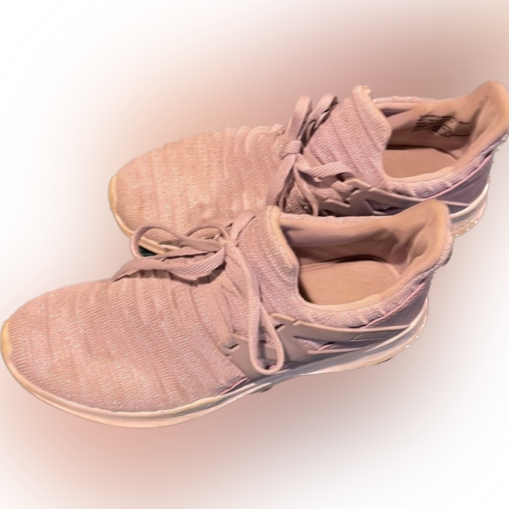 Textured Indio Sneaker size 7